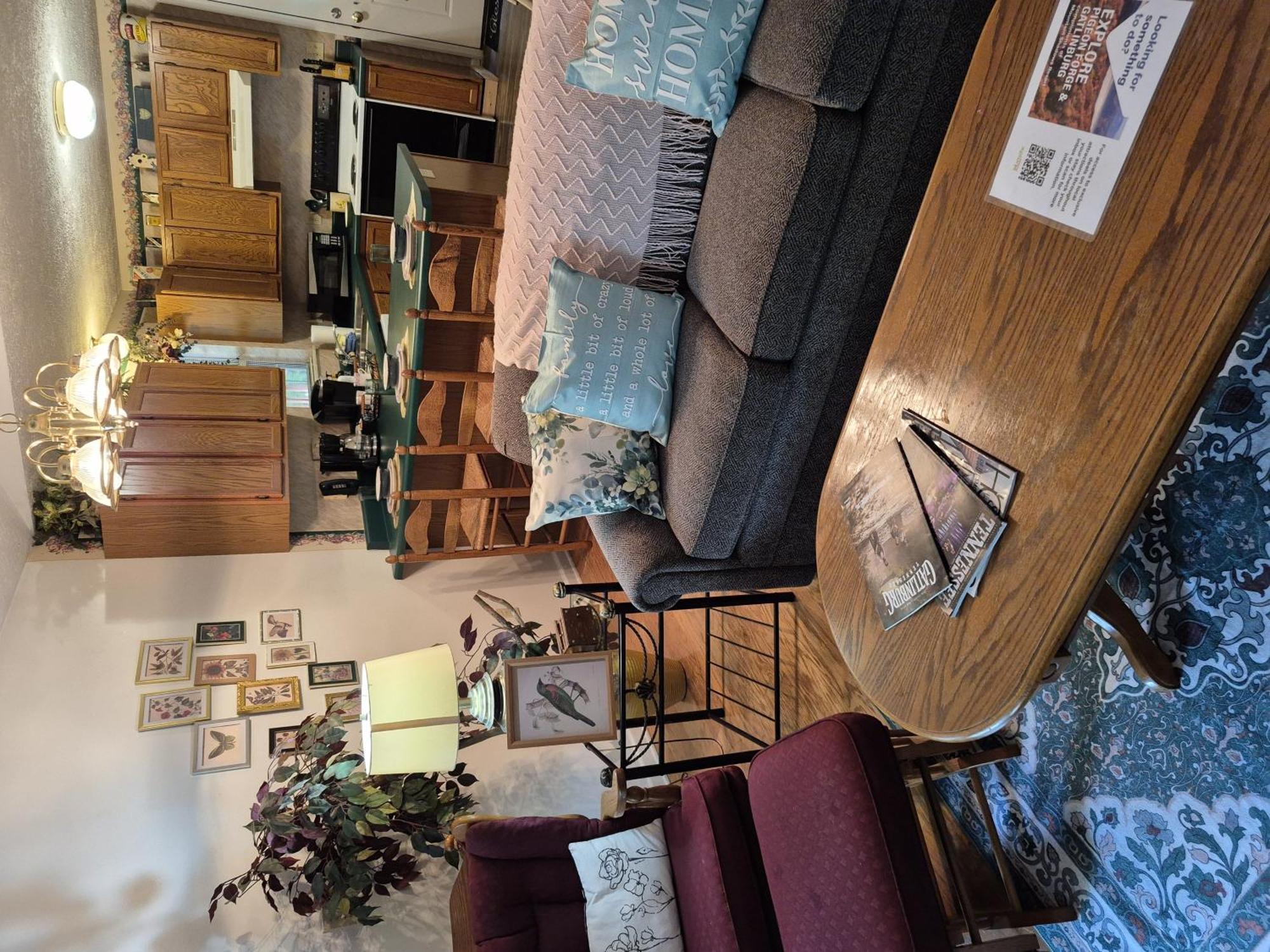 Mountain Dew - 2 Bedrooms, 2 Baths, Sleeps 4 Cabin Gatlinburg Exteriör bild
