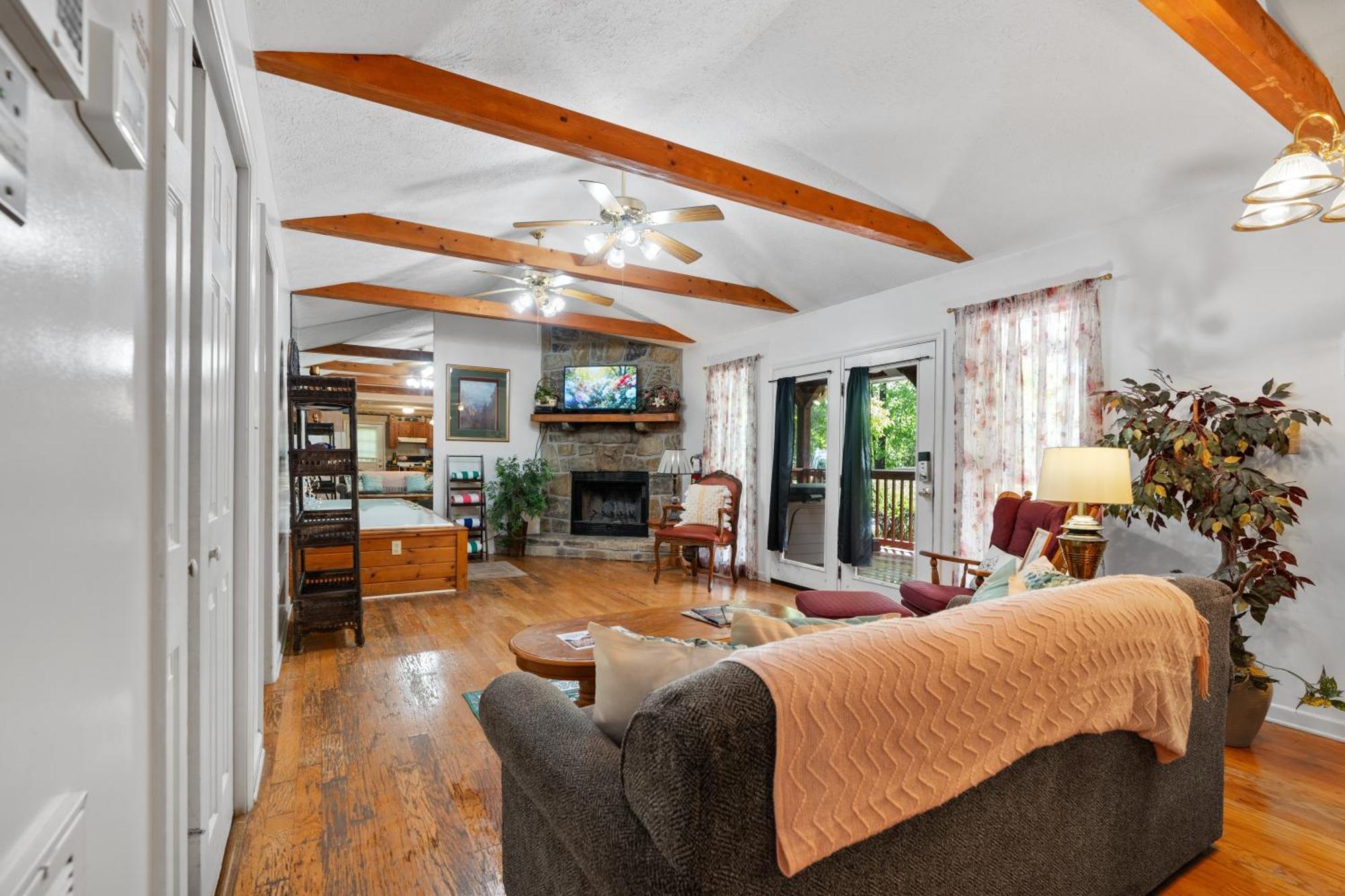 Mountain Dew - 2 Bedrooms, 2 Baths, Sleeps 4 Cabin Gatlinburg Exteriör bild